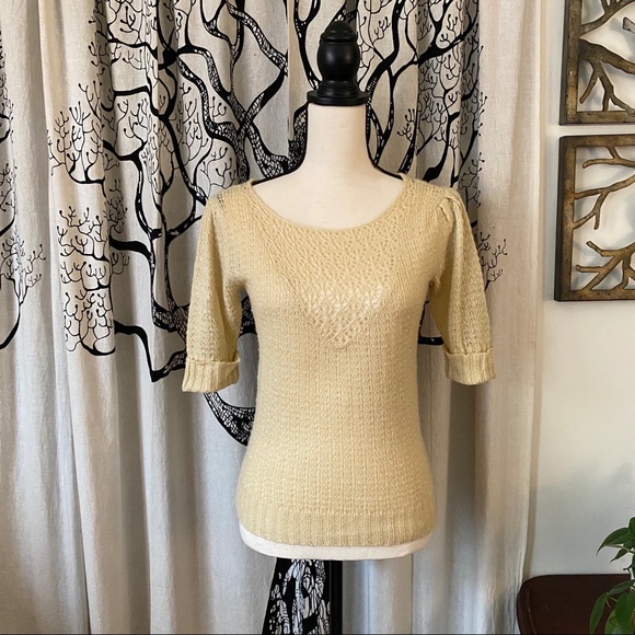 Susina Delicate Vintage Inspired Feminine Sweater - Picture 1 of 7